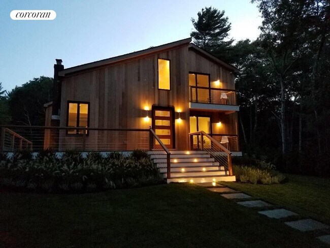 Foto del edificio - 138 Old Northwest Rd