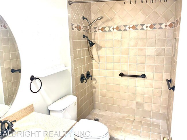 Foto del edificio - 2 br, 1 bath House - 352 SWEETGUM DRIVE