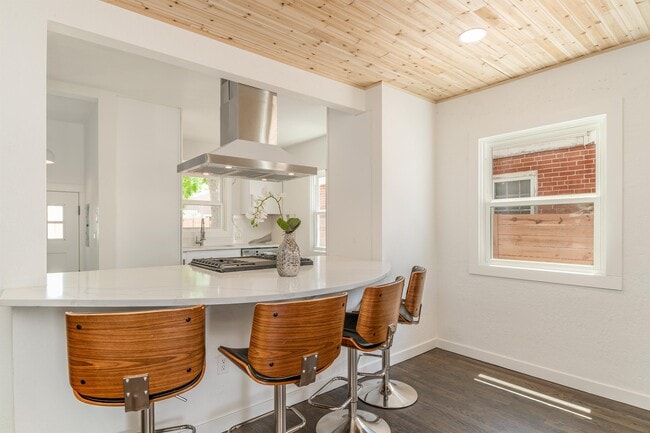 Building Photo - 2160 S Logan St