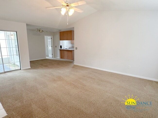 Building Photo - Charming 3 Bedroom Bungalow in Navarre!