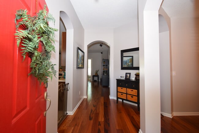 Building Photo - 3055 Covenant Cove Dr