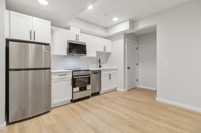 Building Photo - 21003-21025 25 Ave NW