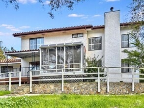 Building Photo - 6489 Rainbow Heights Rd