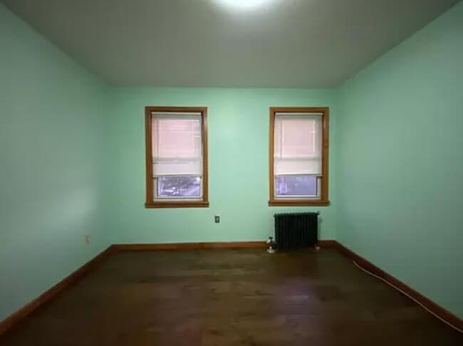 Building Photo - 21-08 29th Ave