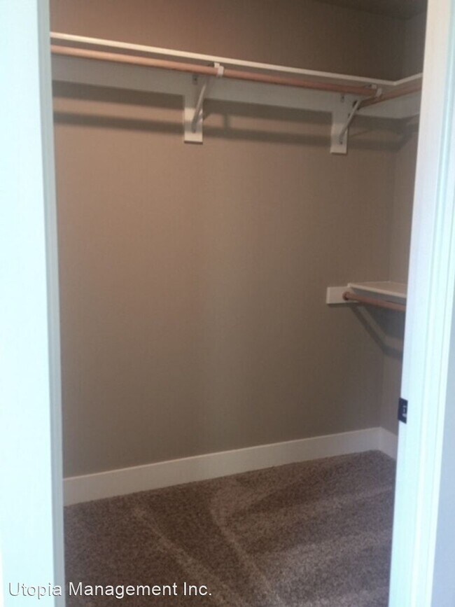 Foto del edificio - 3 br, 2.5 bath House - 16834 Chula Vista Ave