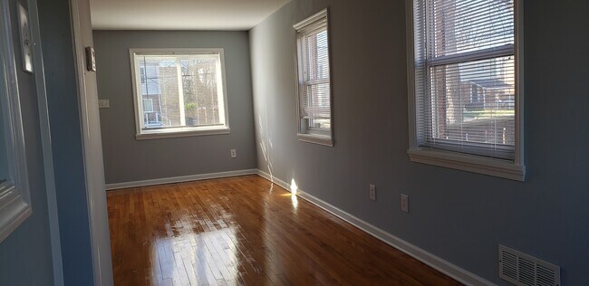 Main level 1st floor - 5651 Fenwick Drive