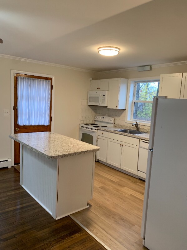 Building Photo - 5003 Waterloo Rd