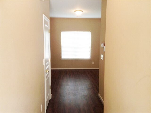 Building Photo - 9030 Glenashley Drive