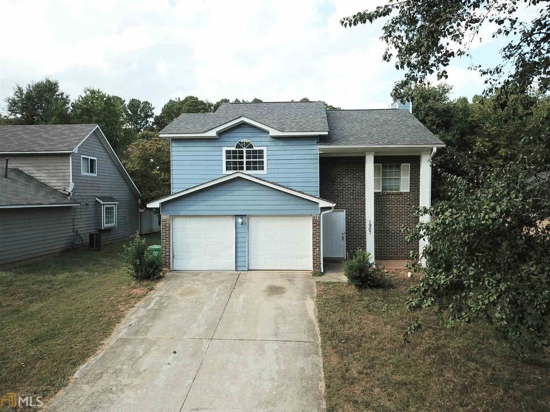 1907 Corners Cir, Lithonia, GA 30058 House Rental in Lithonia, GA