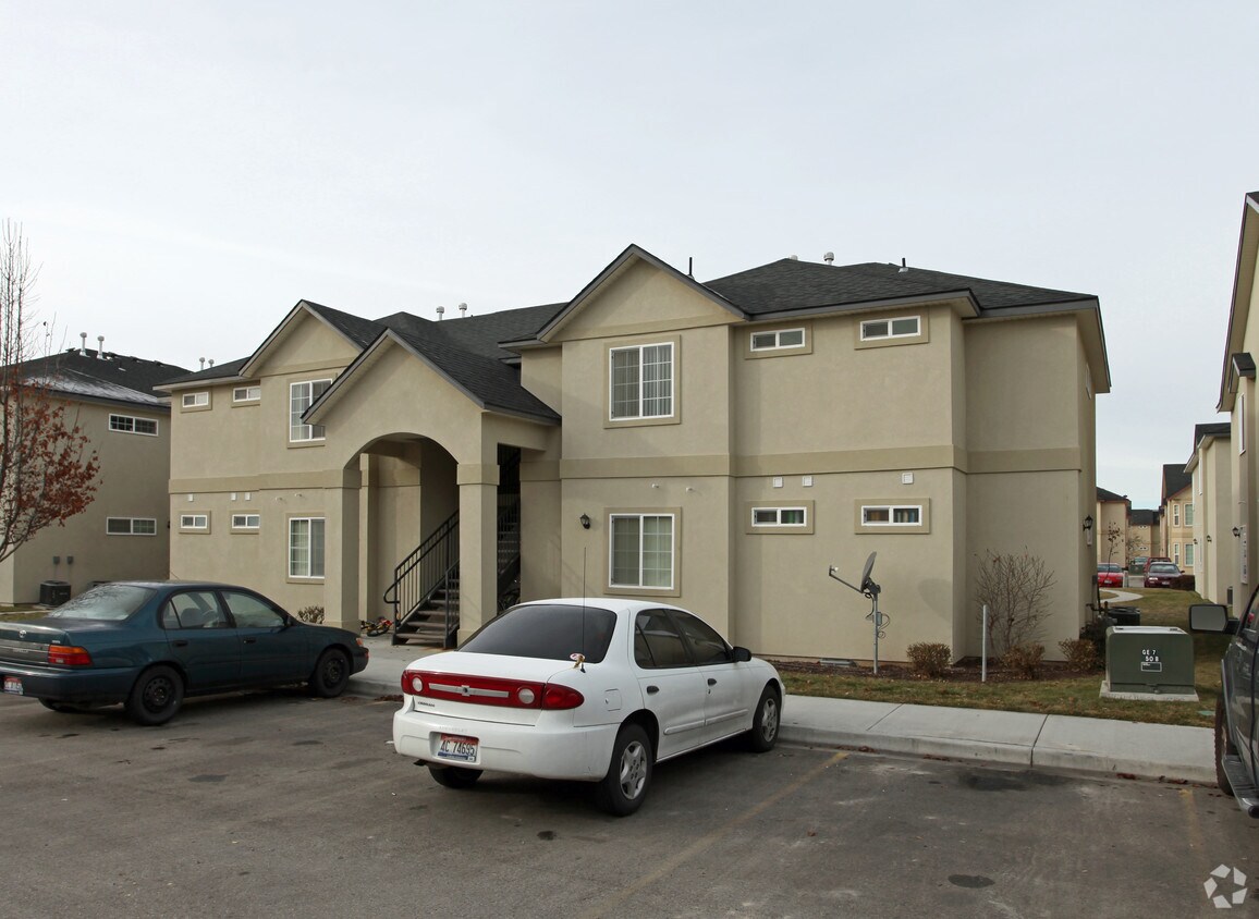Building Photo - Hampton Place Estates