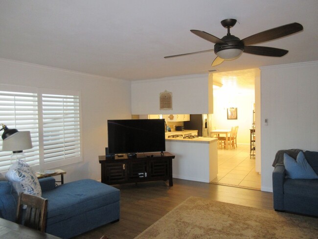 Foto del edificio - Fully furnished 2 bedroom 2 bath home in M...