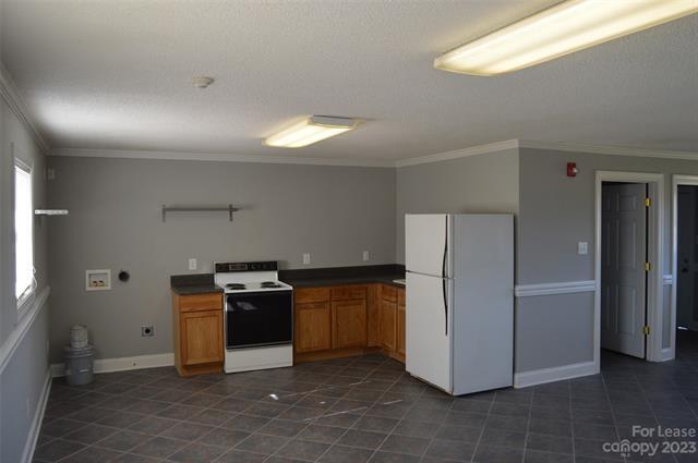 Foto del edificio - 2166 Old Mountain Rd