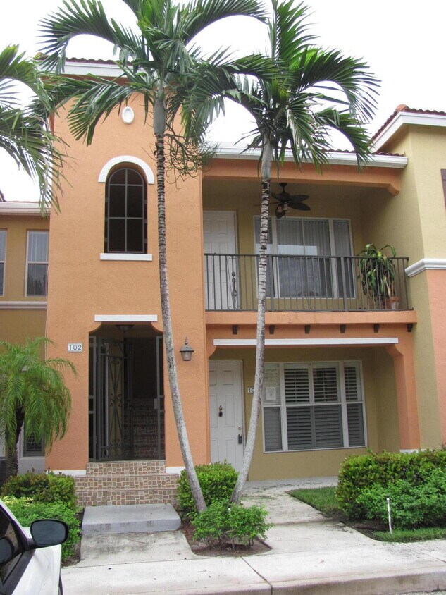 3569 Forest Hill Blvd Unit 102, Palm Springs, FL 33406 Condo for Rent