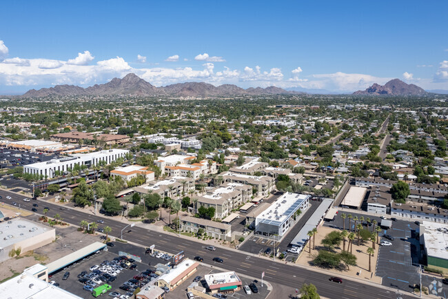 The Carlyle Apartment Homes - Apartments in Phoenix, AZ | Apartments.com