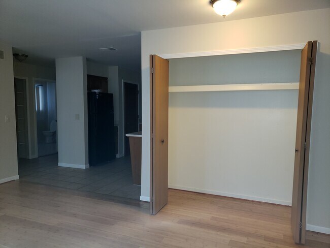 Foto del edificio - 18440 E 14 Mile Rd