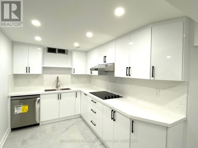 Building Photo - 5492 Haddon Hall Rd