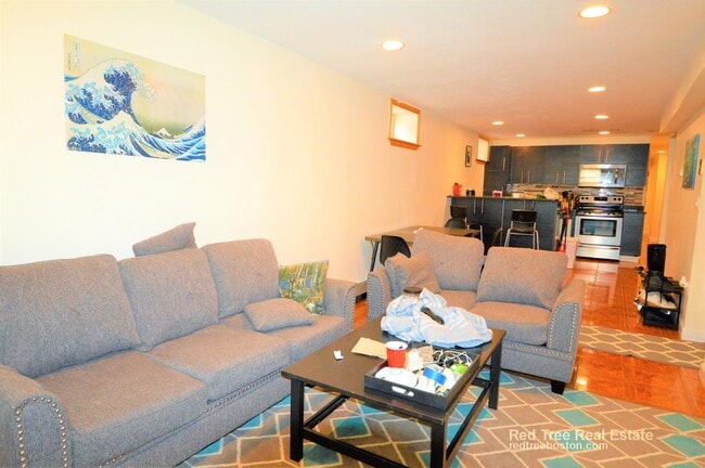 Photo - 73 Thatcher St Apartment