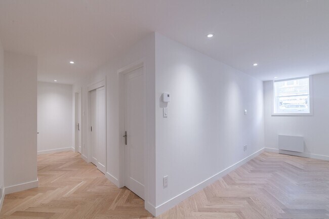 Photo du bâtiment - 590 Av. Outremont