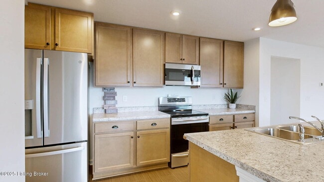 Foto del edificio - 192 Blue Ridge Cir