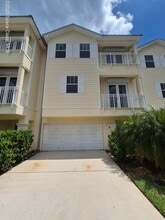 Building Photo - 890 Vignoles Ave NE