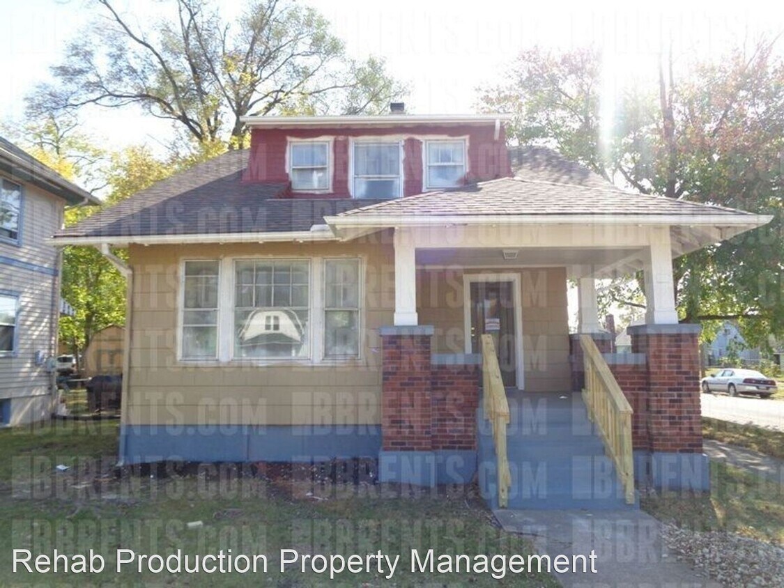 Foto principal - 3 br, 1 bath House - 700 Fourteenth Avenue