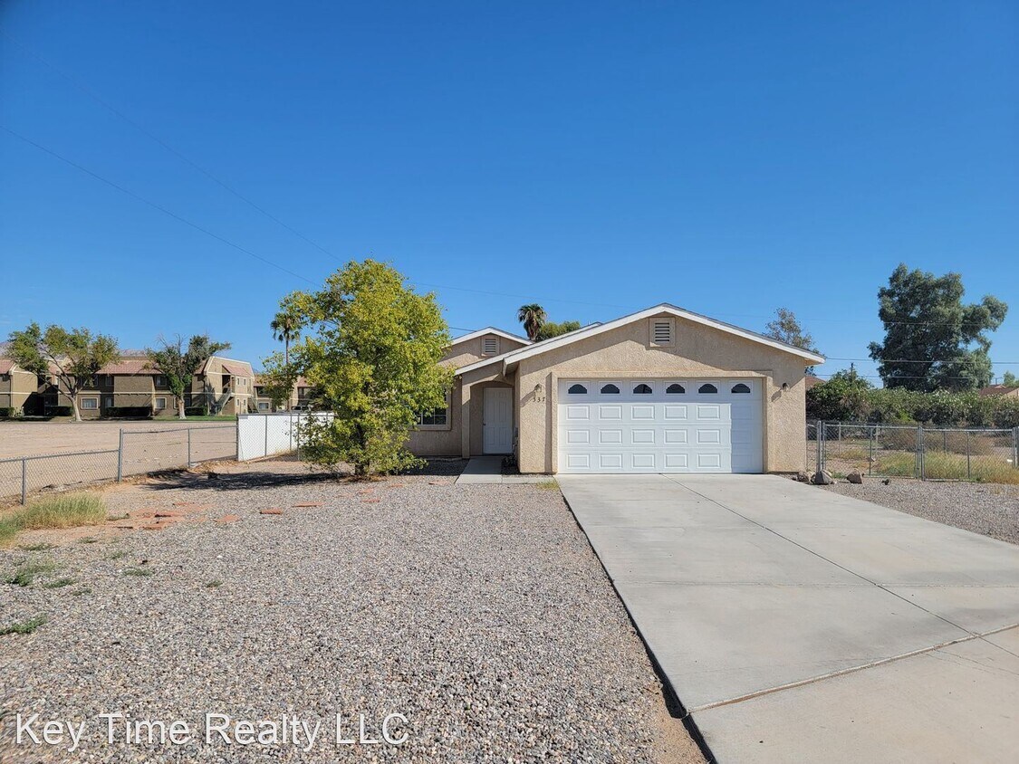 Primary Photo - 3 br, 2 bath House - 537 Paseo Del Rio