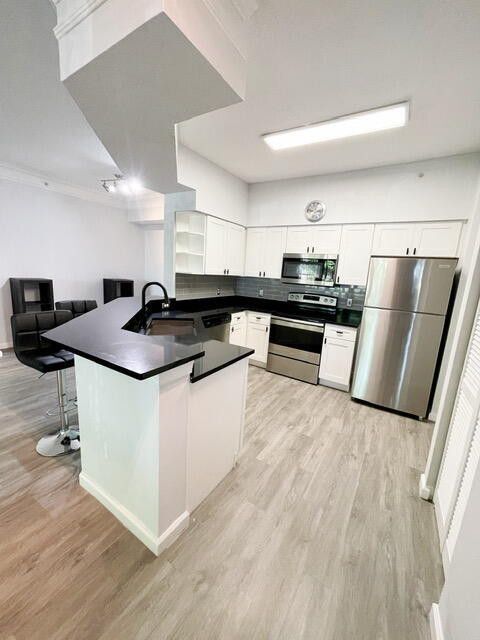 Building Photo - 9857 Baywinds Dr