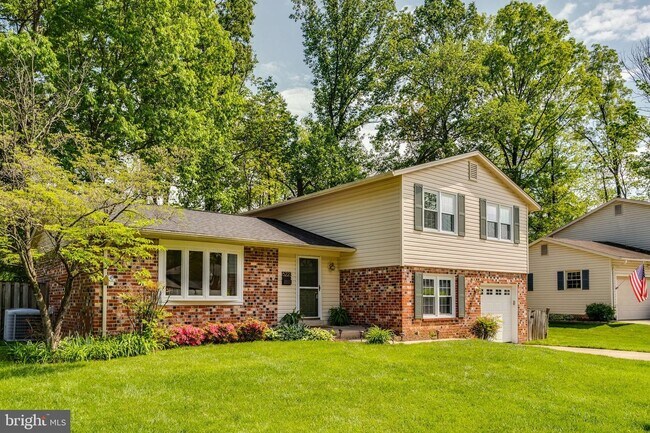 Building Photo - 5223 Tooley Ct