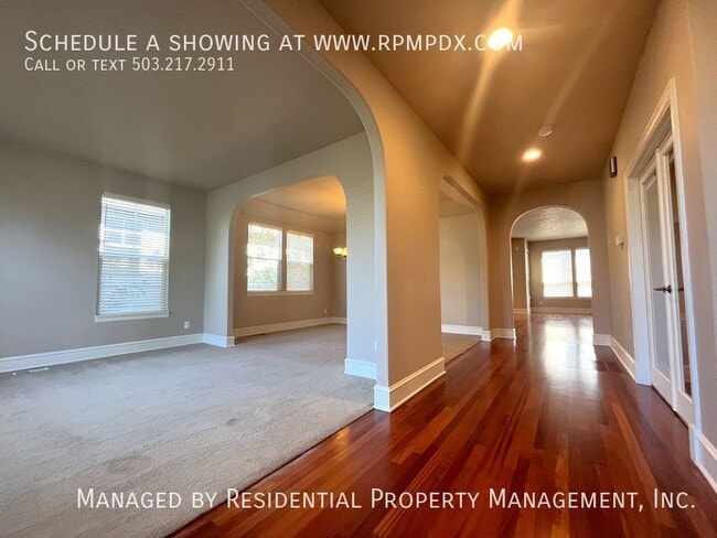 Building Photo - 4602 NW 126th Pl