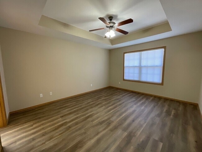 Foto del edificio - LEASING