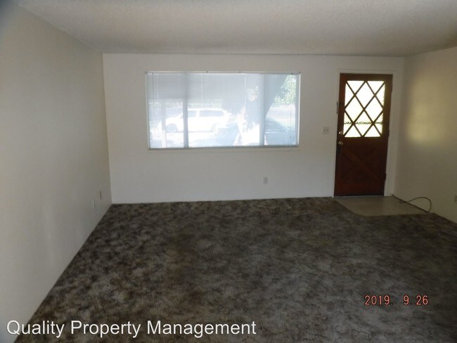 Foto del edificio - 1025-1027 Morrison Ave