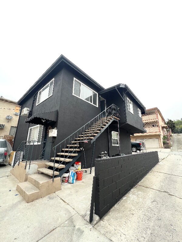Primary Photo - 419 Solano Ave