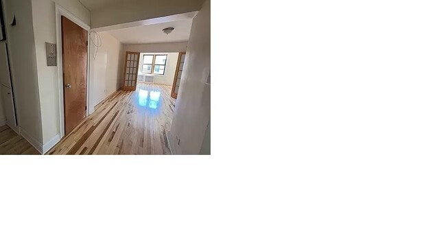 Building Photo - 985 Ocean Ave