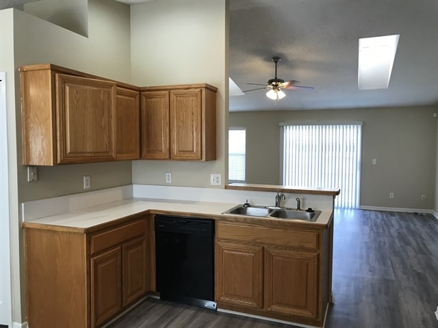 Foto del edificio - 3080 Golden Pond Blvd