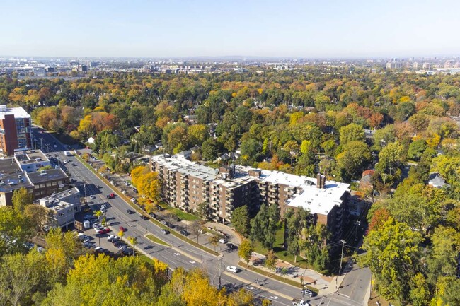 Building Photo - Parc Royal Apartments