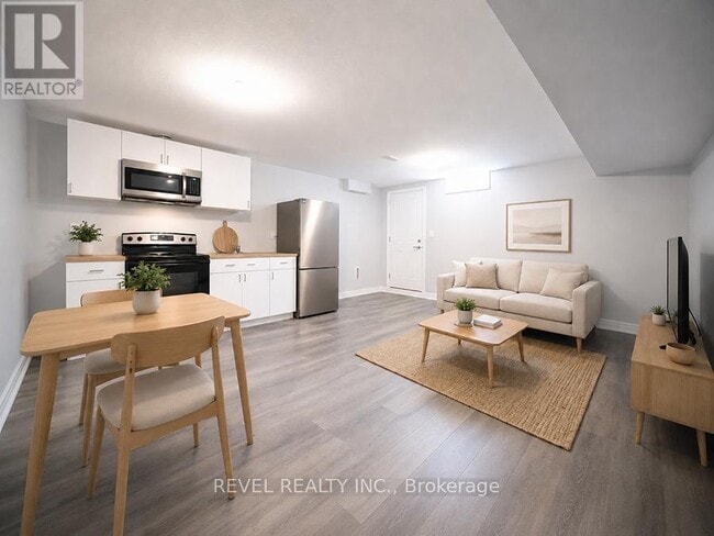 Building Photo - 31 Mair Ave