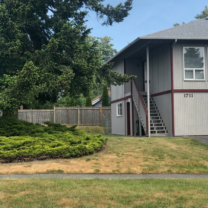 Foto principal - 1711 S 37th St