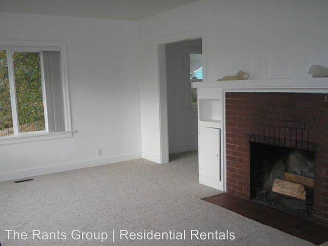 Building Photo - 2 br, 1 bath House - 1102 Bigelow Ave