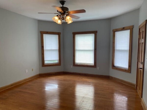 Foto del edificio - 596 Aetna St