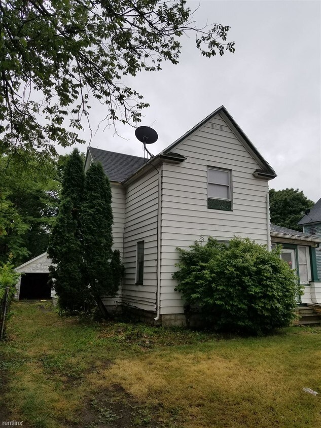 Primary Photo - 3 br, 1 bath House - 262 Auburn Ave Apartm...
