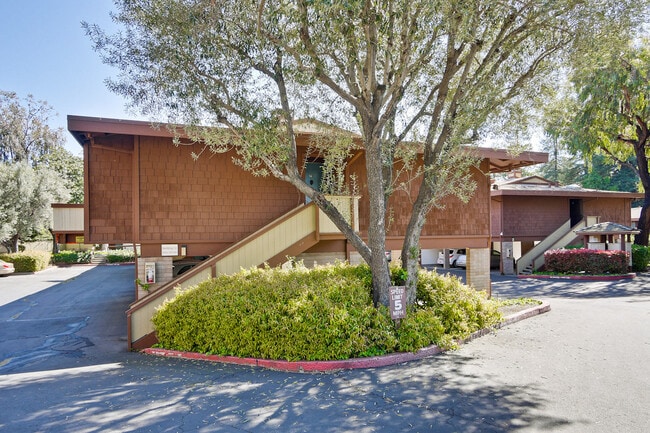 Building Photo - 500 W Middlefield Rd