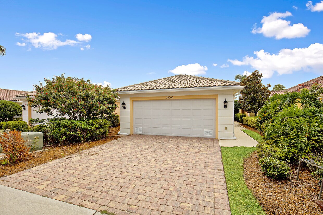 Primary Photo - 28065 Boccaccio Way