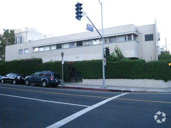 Building Photo - 1920 Argyle Ave