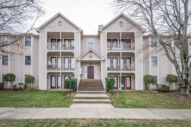 Building Photo - 6128 Meadow Rose Lane, Charlotte, NC 28215