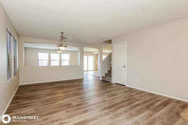 Building Photo - 118 East Valley View Drive, Phoenix, AZ 85042