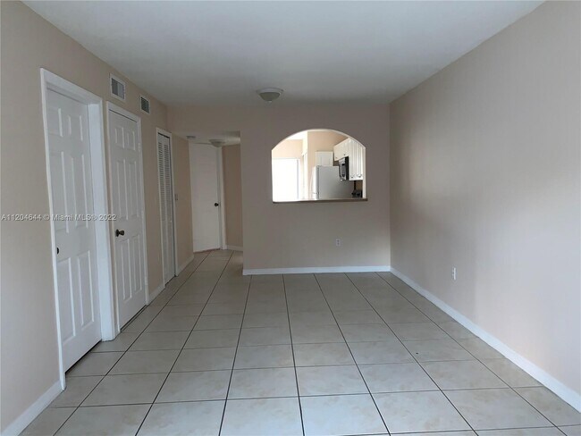 Foto del edificio - 1260 SE 29th St