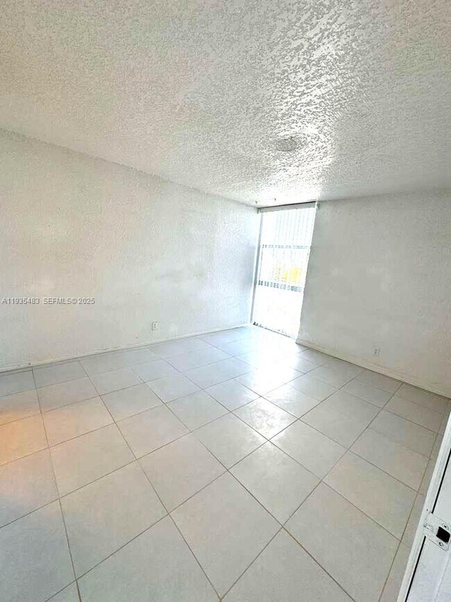 Building Photo - 2029 NW 46th Ave