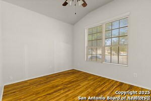 Foto del edificio - 7506 Elegante Way