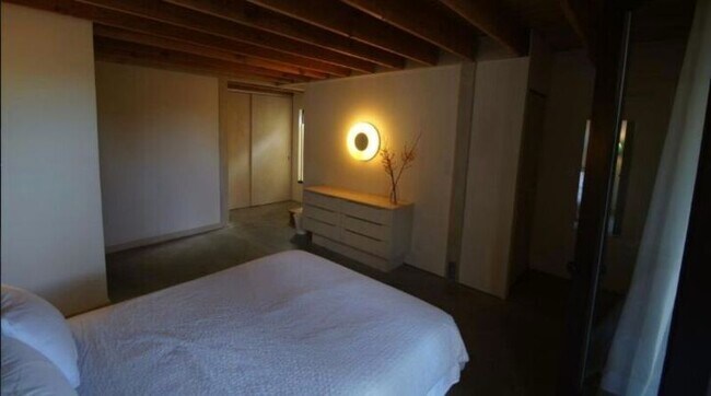 Foto del edificio - 4022 39th Ave S