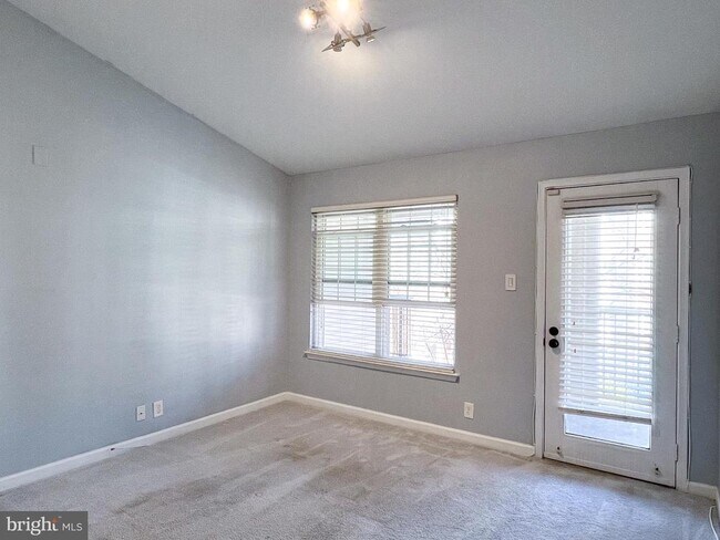 Building Photo - 3312 Wyndham Cir